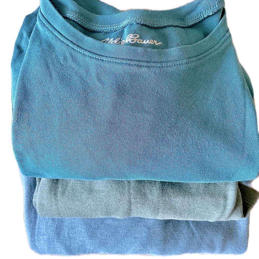 Bundle of Three Eddie Bauer Short Sleeve Women’s XL-2XL Tees